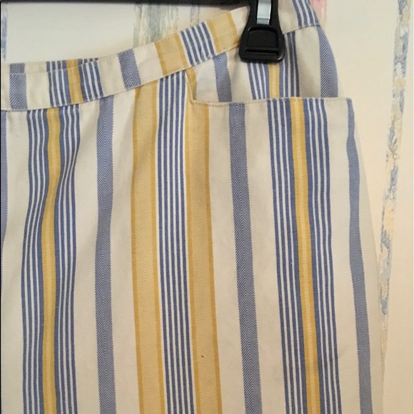 STONEBRIDGE Striped Capri’s/Cropped Pants - Picture 4 of 6